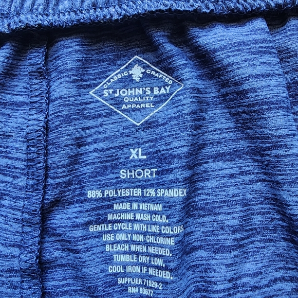 Bundle of 2 St. Johns Bay Athletic Women's Shorts 5 Inch Inseam - Picture 5 of 9